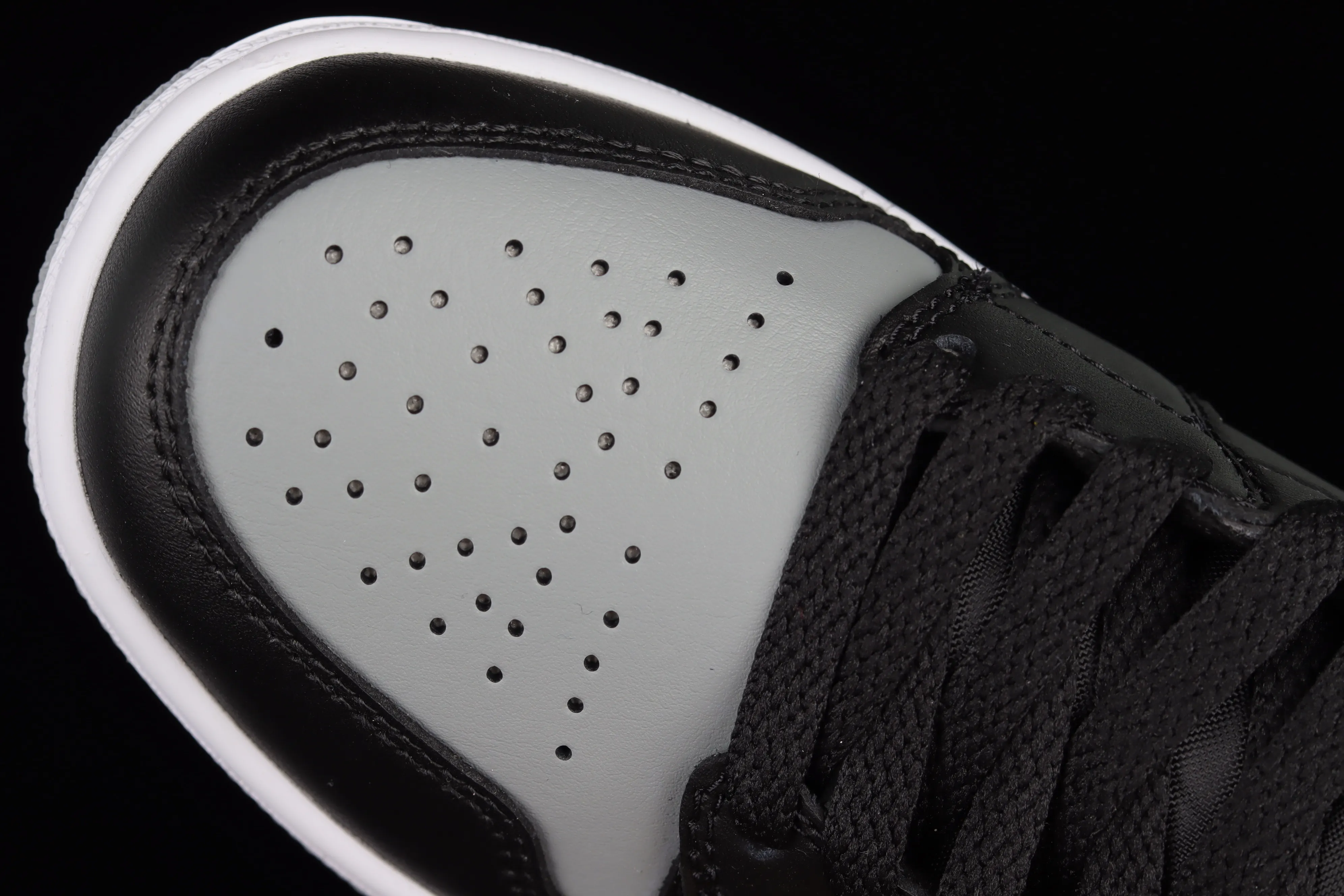 All categories Air Jordan Jordan series basketball shoes Air Jordan 1 Mid G version pure original Air Jordan 1 Mid SE AJ1 Joe 1 small shadow gray mid-top retro basketball shoes BQ6472-007
